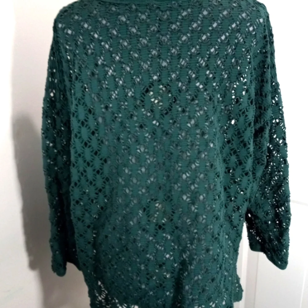 Womens Sz XL/XXL Forest Green Lace Top.
